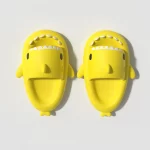 Ярко-желтые оригинальные горки "Акула" для детей
