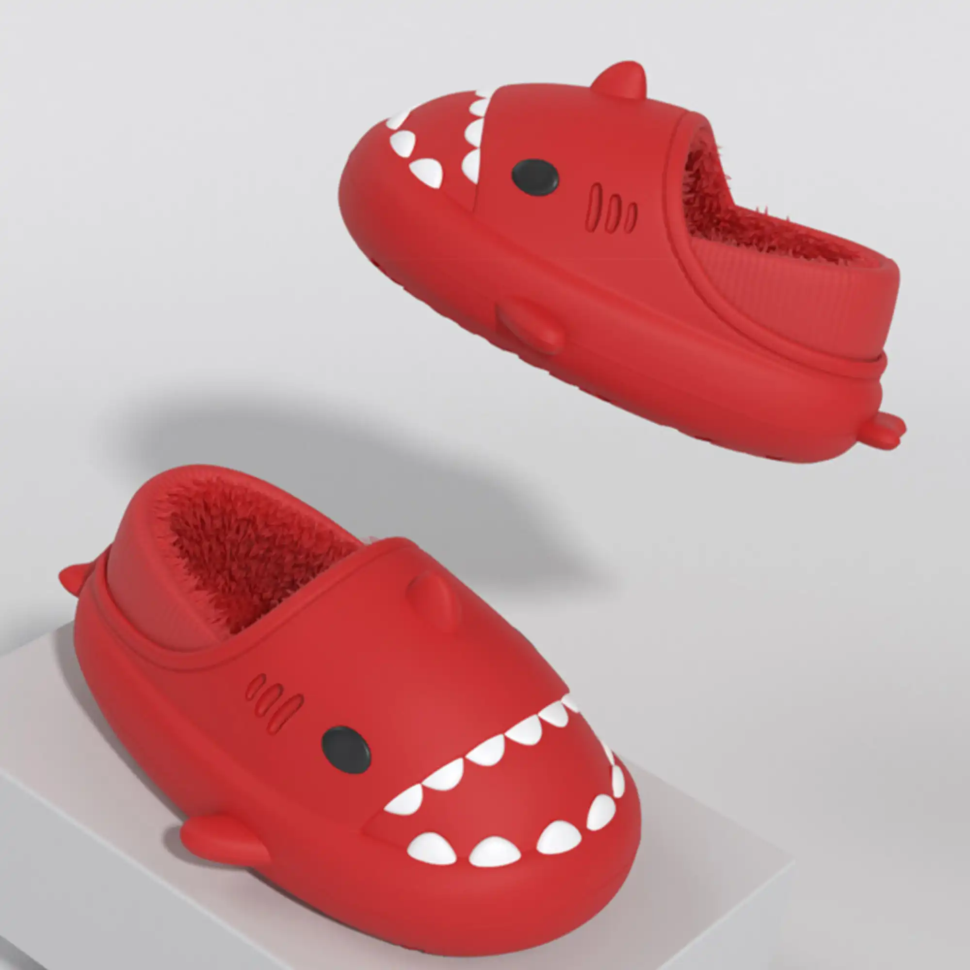 Pantofole a forma di squalo rosso per adulti