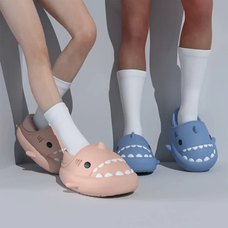 Zapatos de tacón de tiburón para niños